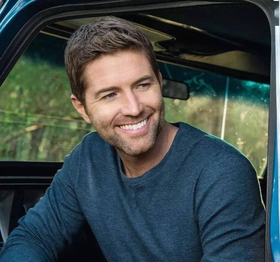 [乡村音乐 Country Music 16 期] 乔什·特纳 Josh Turner - Greatest Hits 精选：低音炮的深情叙事