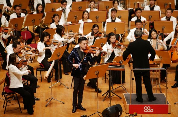 [当代古典 Contemporary Classical] 余隆 & 上海交响乐团 & 王敬 & 冯天石 - 金庸百年·2024上海夏季音乐节闭幕音乐会：弦弓笛影中的侠义江湖