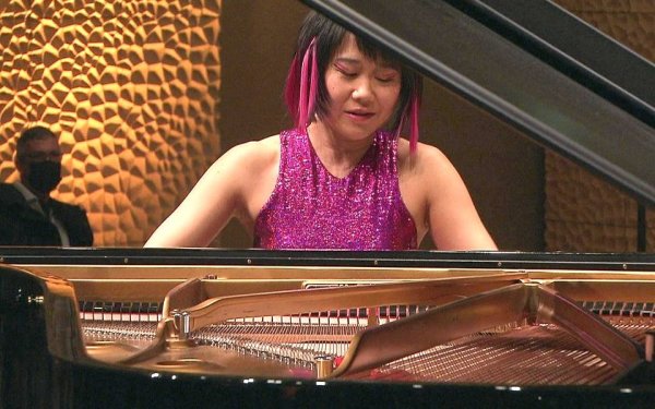 [古典 Classical] 王羽佳 (Yuja Wang) - 北德广播易北爱乐乐团慈善音乐会：李斯特《第一钢琴协奏曲》与贝多芬《第五交响曲》