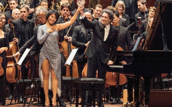 [古典乐 Classical] 王羽佳Yuja Wang - Rachmaninoff Works for Piano & Orchestra：拉赫玛尼诺夫150周年诞辰的钢琴壮游
